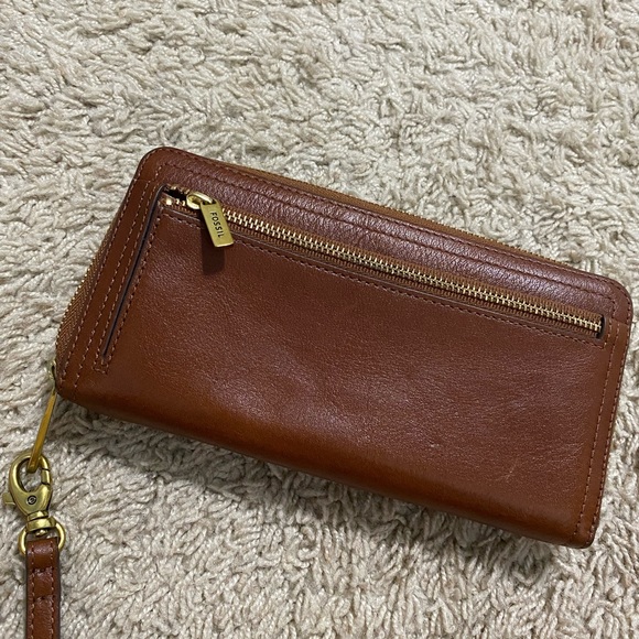 Fossil Logan RFID Zip Around Clutch - Picture 3 of 7
